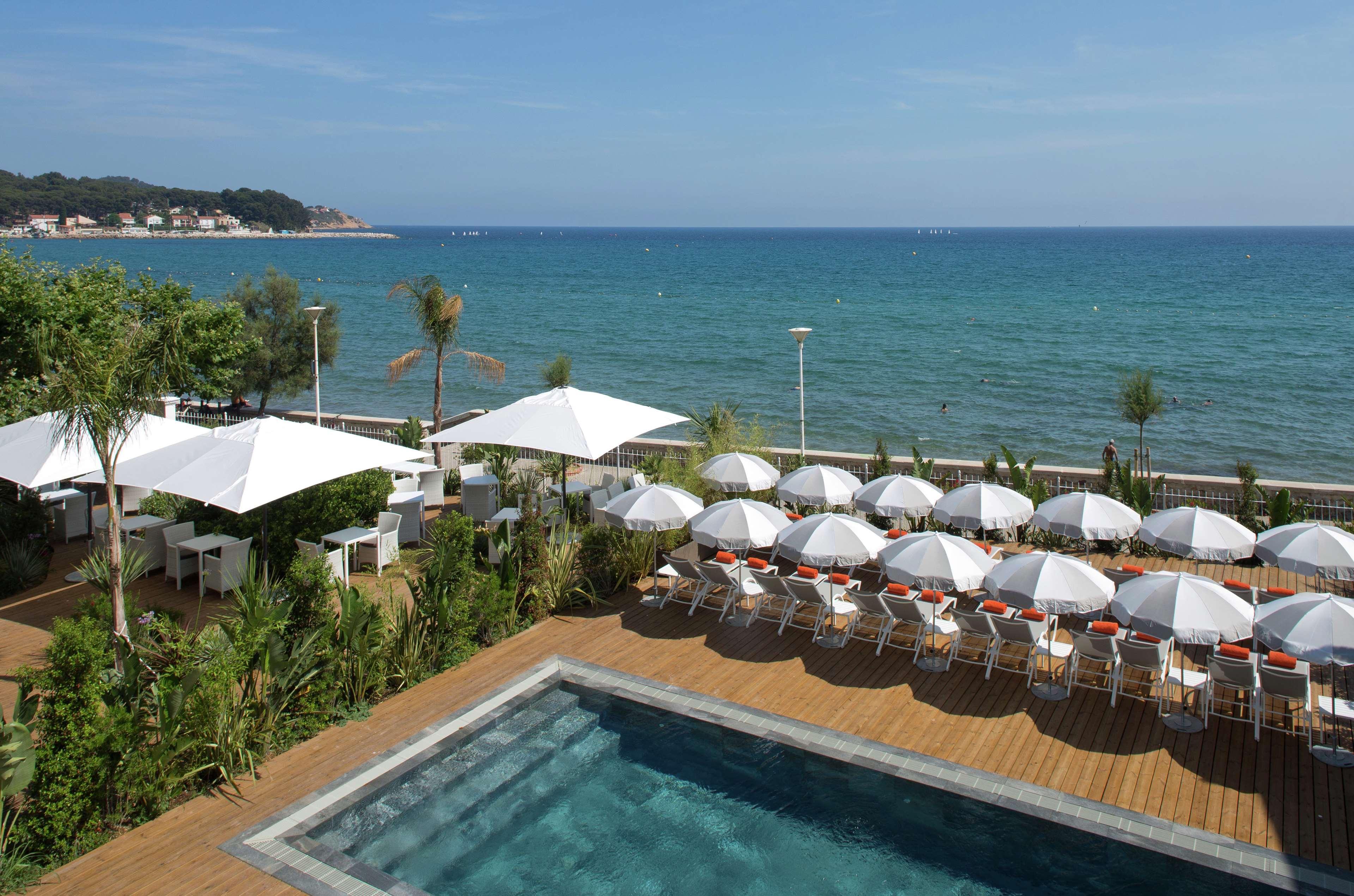 Grand Hotel Des Sablettes Plage, Curio Collection By Hilton La Seyne-sur-Mer Esterno foto