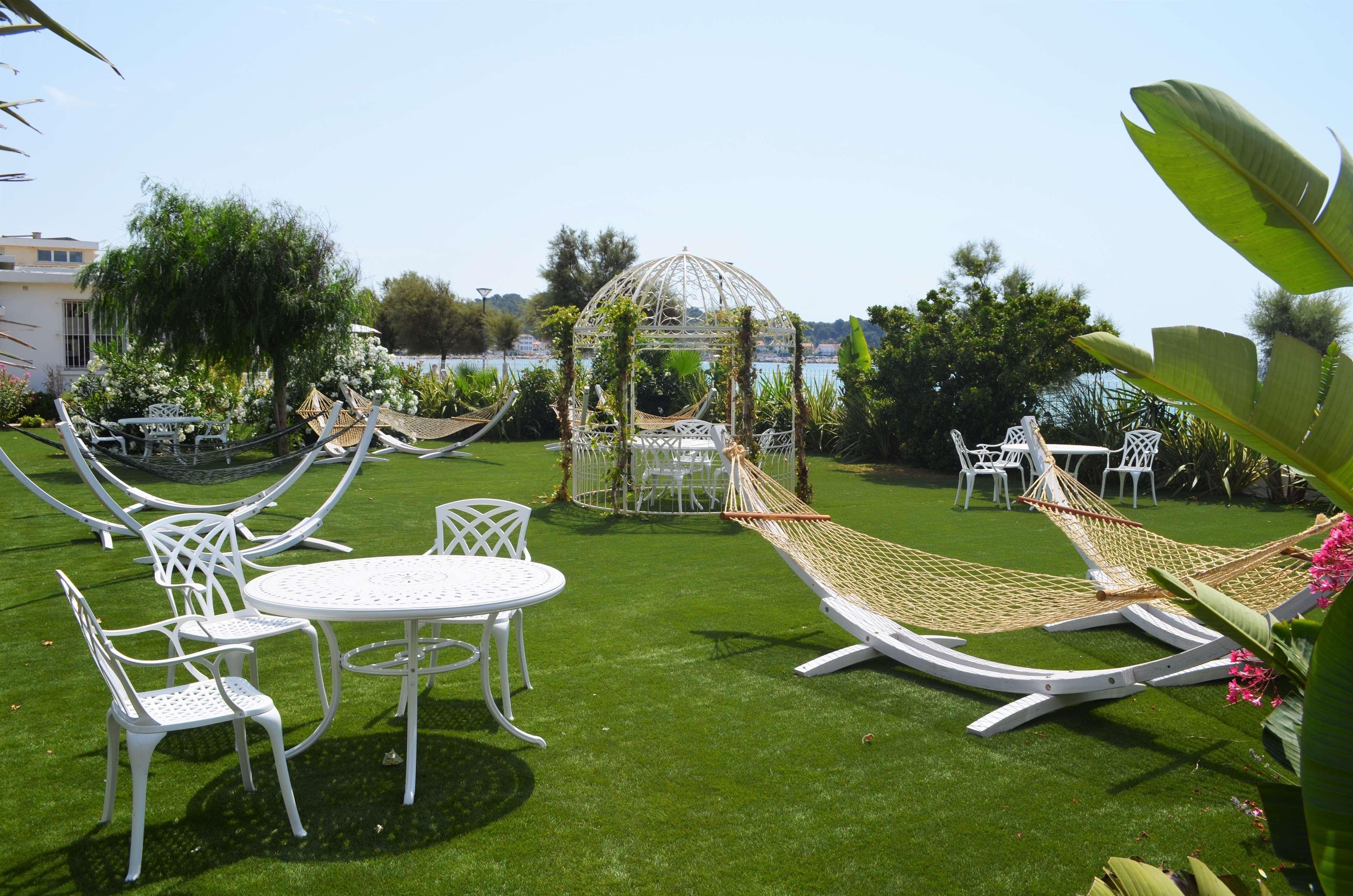 Grand Hotel Des Sablettes Plage, Curio Collection By Hilton La Seyne-sur-Mer Esterno foto