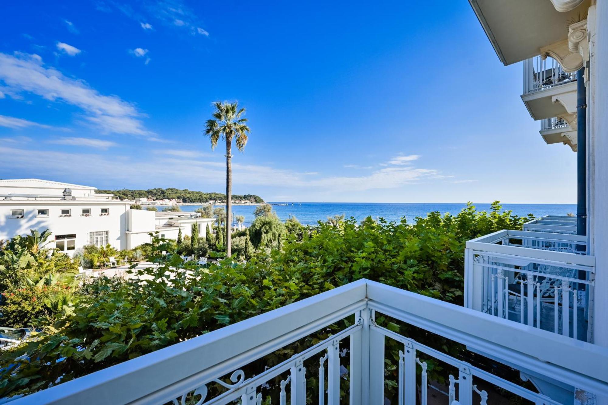 Grand Hotel Des Sablettes Plage, Curio Collection By Hilton La Seyne-sur-Mer Esterno foto
