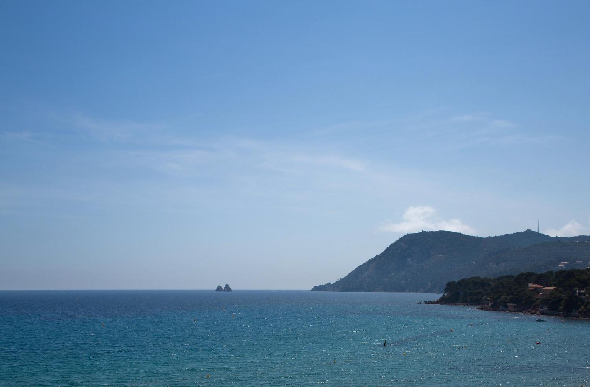 Grand Hotel Des Sablettes Plage, Curio Collection By Hilton La Seyne-sur-Mer Esterno foto