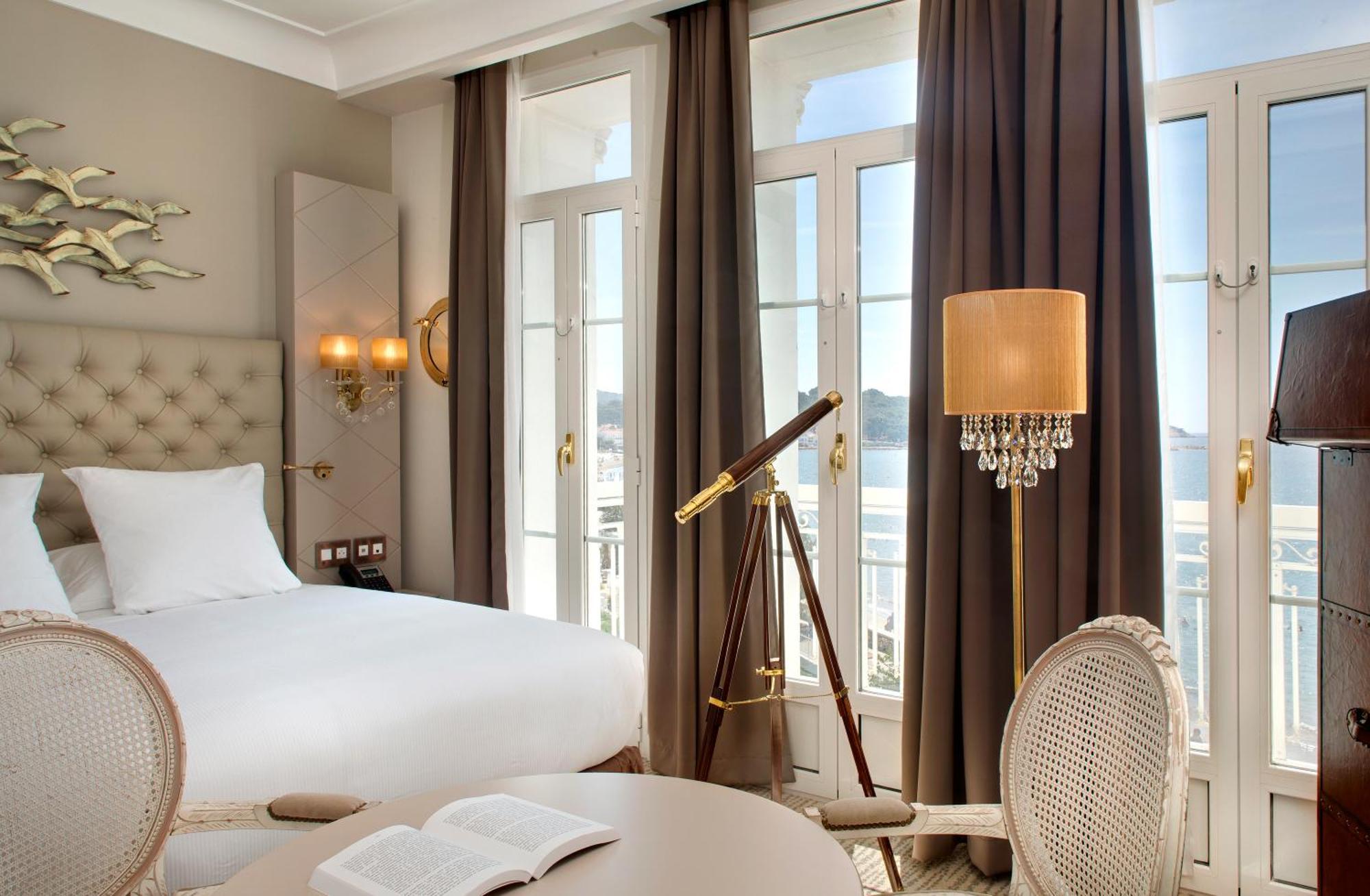 Grand Hotel Des Sablettes Plage, Curio Collection By Hilton La Seyne-sur-Mer Esterno foto